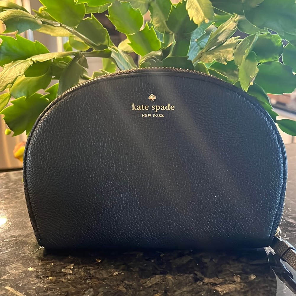Kate Spade clutch wallet